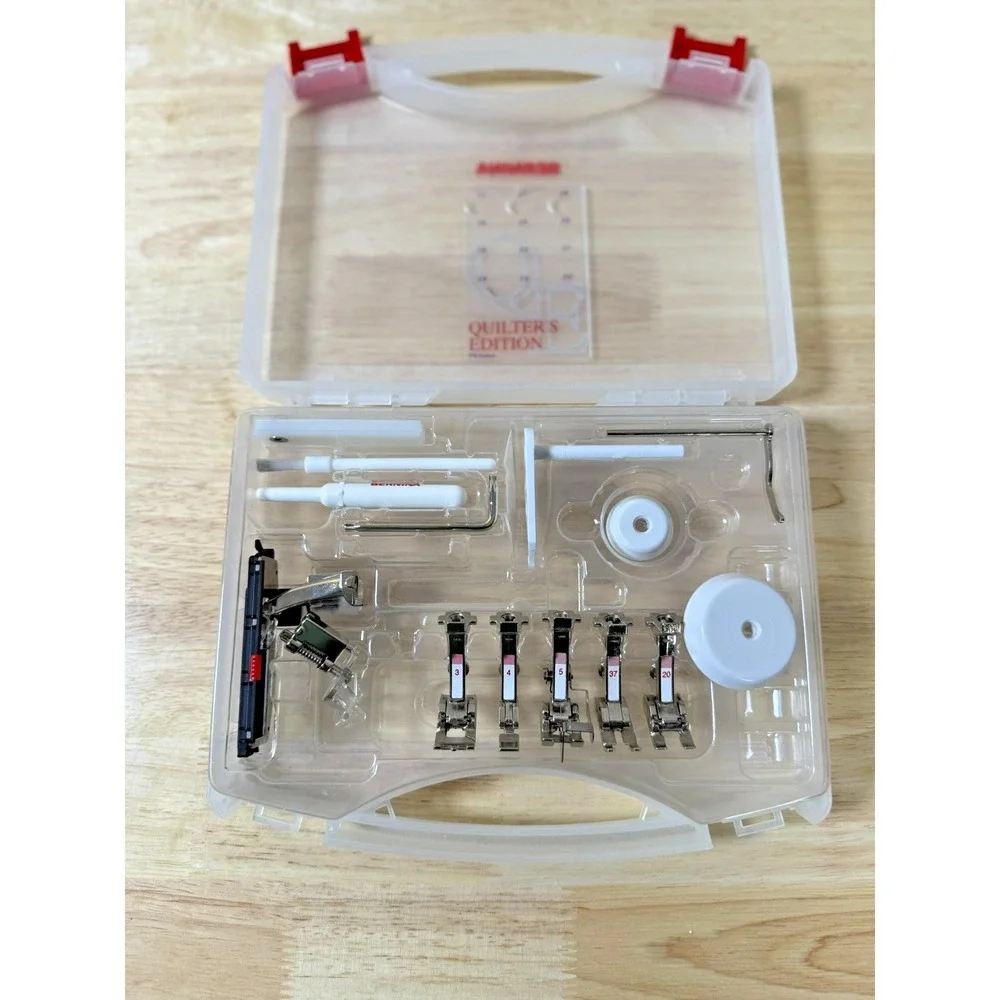 Bernina Virtuosa 153 Quilter's Edition Sewing Machine w/ Accessories and Case